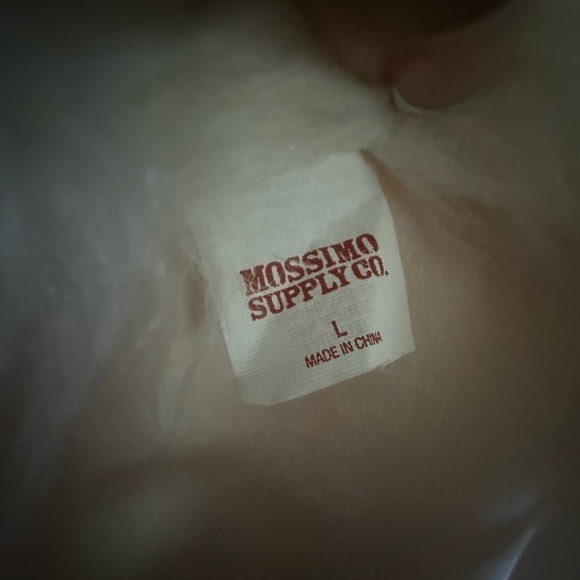 Mossimo Supply Co. Cream Faux Fur Vest - Picture 2 of 5